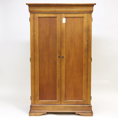 Image for Lot Hooker Furniture Cherry Armoire