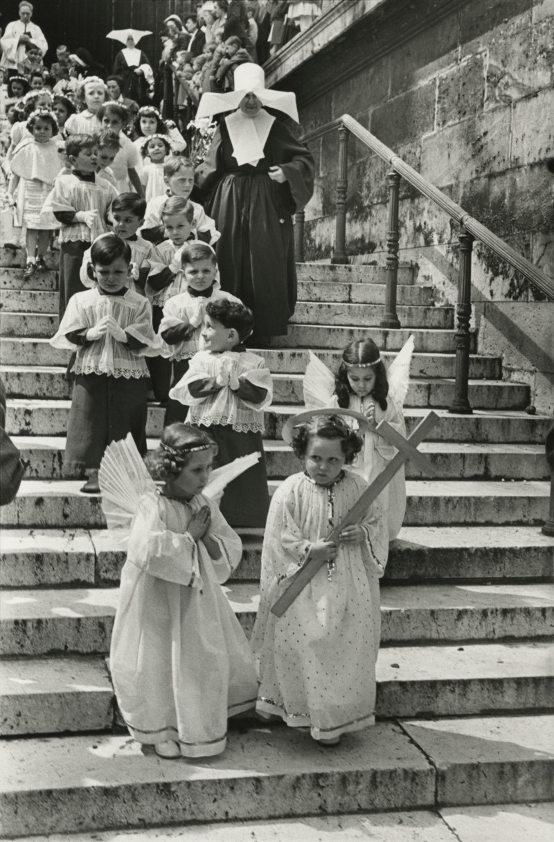 Henri Cartier-Bresson - Corpus Christi Procession, Paris, 1951