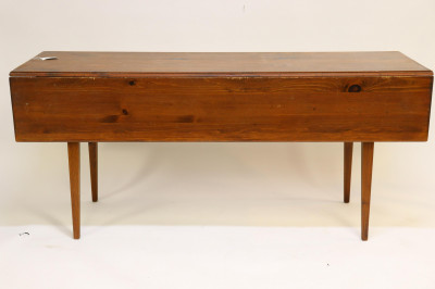 Image for Lot Pine Farm Dropleaf Table