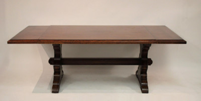 Oak and Hardwood Veneered Extension Dining Table