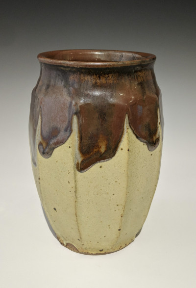 Image for Lot Warren MacKenzie - Faceted vase
