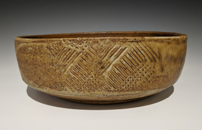 Warren MacKenzie - Shallow bowl with paddled texture