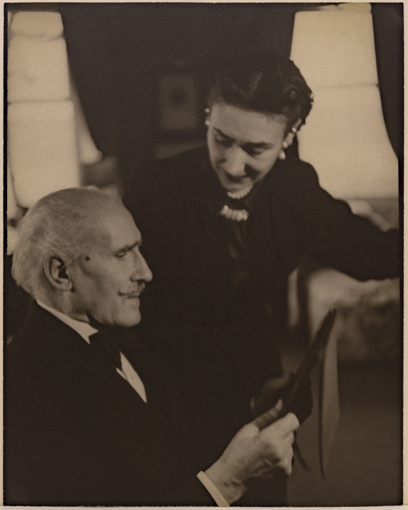 Trude Fleischmann - A. Toscanini & Daughter, N.Y.