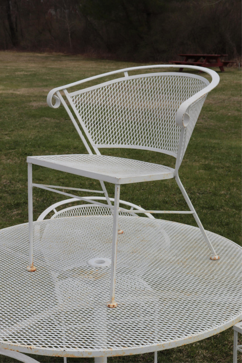 Painted Metal Patio Table and 4 chairs