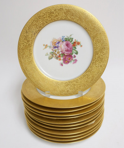 Image for Lot 12 Union T Czech Gilt Dinner Plates, c 1925