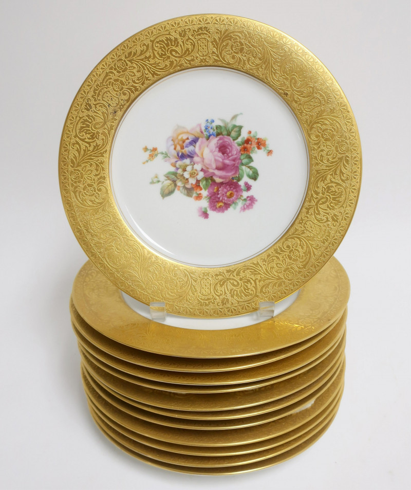 12 Union T Czech Gilt Dinner Plates, c 1925
