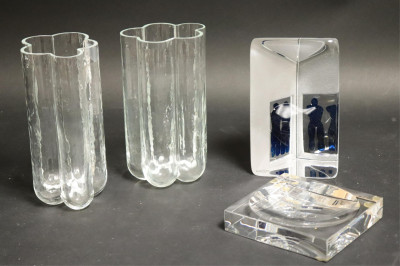 Image for Lot Glass Items, incl. Baccarat, Kosta Boda Sculpture