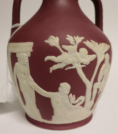 Wedgwood Crimson Jasper Dip Portland Vase
