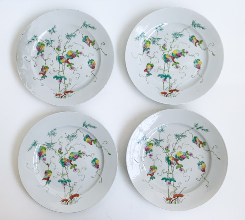 Set of 4 Chinese Porcelain Famille Rose Plates