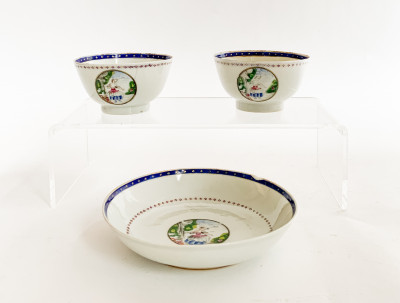 Image for Lot Chinese Export Porcelain Bowl and 2 Matching Cups