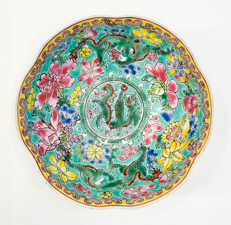 Chinese Enamel Decorated Porcelain Cup
