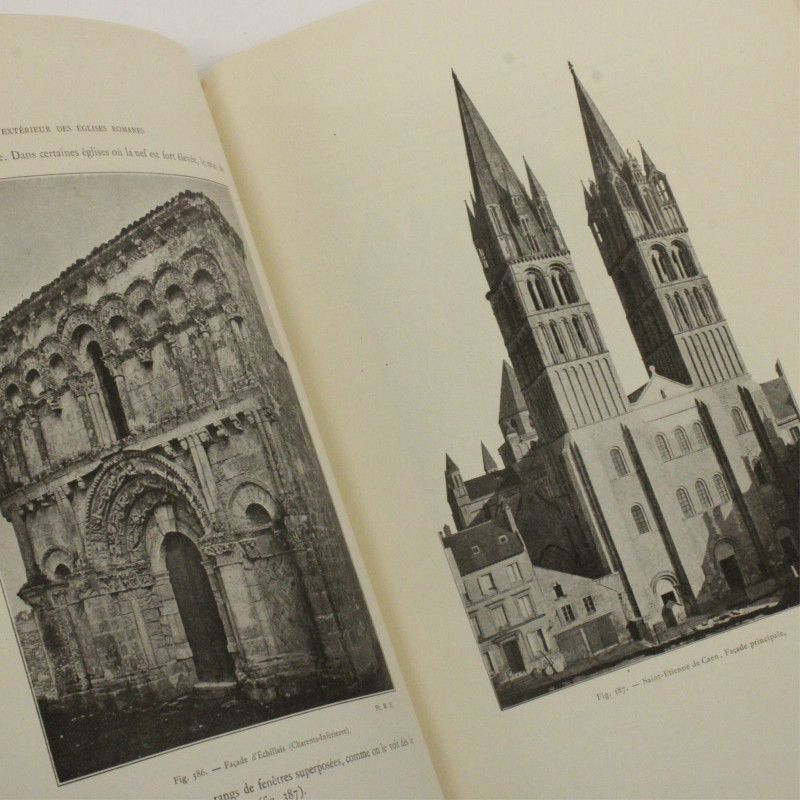3 Books French Religious Architecture