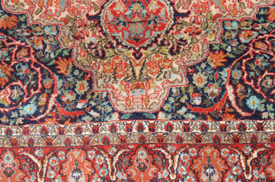 Sarouk Farahan Style Wool Rug 3-9 x 5-8
