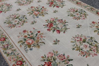 Floral Needlepoint Wool Rug 5-7 x 9-2