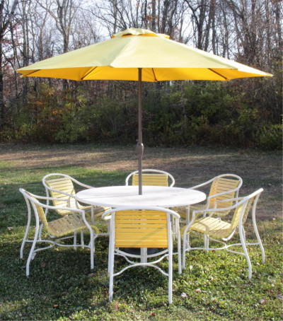 Image for Lot Fiberglass & Metal White Garden Table & Chairs