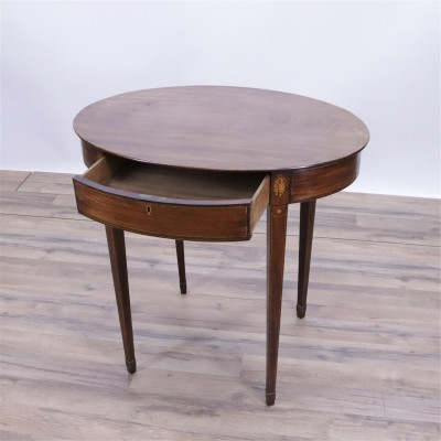 George III Mahogany Oval Occasional Table, 18th C
