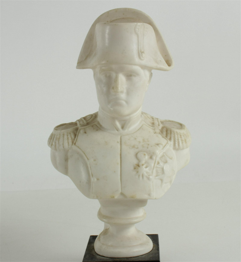 Napoleonic Porcelain Portrait Plate & Figures