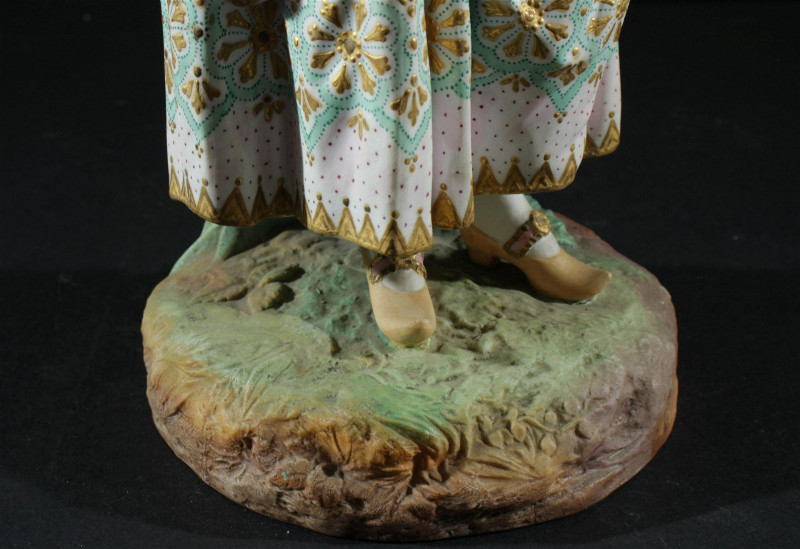 Villeroy & Boch Bisque Porcelain Figure