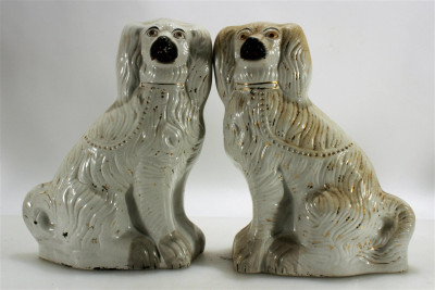 Staffordshire Dog & Cats Figures