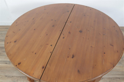 Country Pine Extension Dining Table
