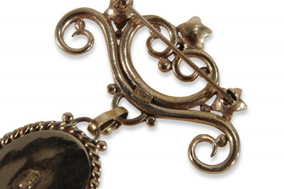 Art Nouveau Style 14k Gold Locket Brooch