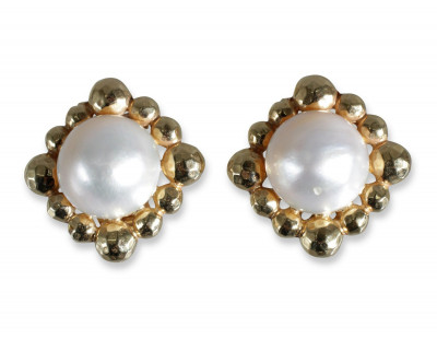 Image for Lot Pair of Mabe Pearl Earrings