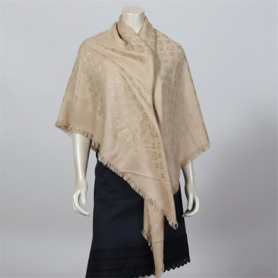 Image for Lot Louis Vuitton Beige Logo Stall Shawl