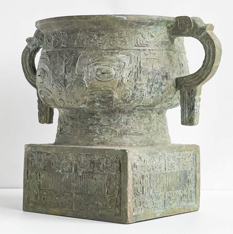 Chinese Archaic Style Bronze Vessel, Gui
