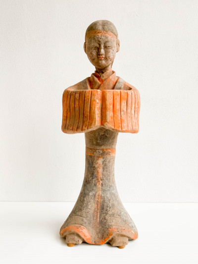 Chinese Painted Pottery Court Figure