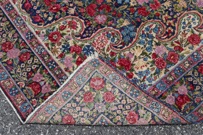 Isfahan Wool Rug 4-7 x 7-4