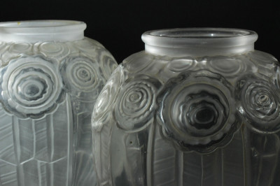 2 Near Pairs of A. Hunnebelle Glass Vases, 1930