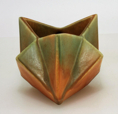 Muncie - Art Deco Ruba Rombic Vase