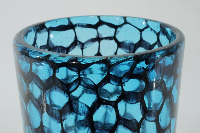 Attrib. Vittorio Ferro - Blue Fishnet Glass Vase