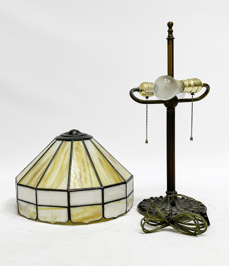 Arts and Crafts Slag Glass Table Lamp