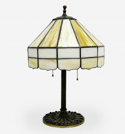 Arts and Crafts Slag Glass Table Lamp
