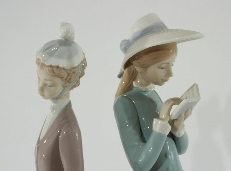 2 Lladro Porcelain Young Ladies