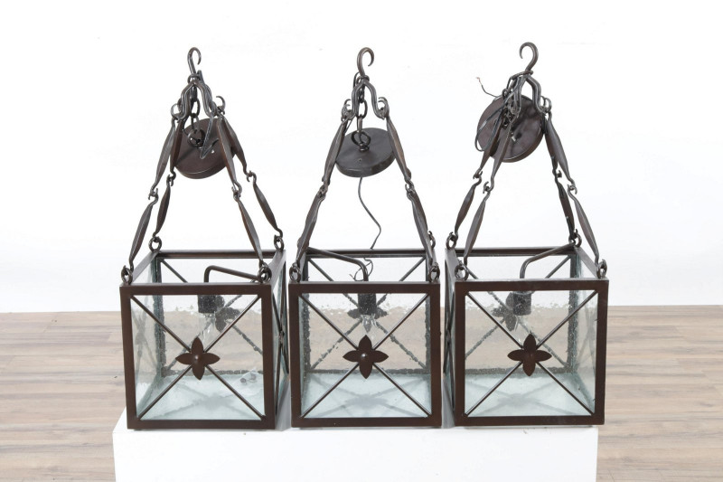 Classically Styled Metal Lantern Hanging Lights