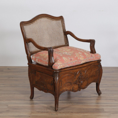 Image for Lot Louis XV Beechwood Bergere