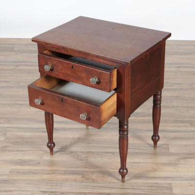American Classical Mahogany Side Table