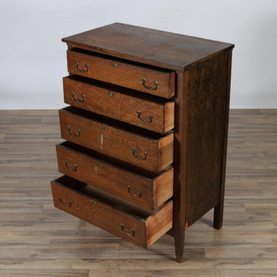 Arts & Crafts Style Oak Chest of Drawers