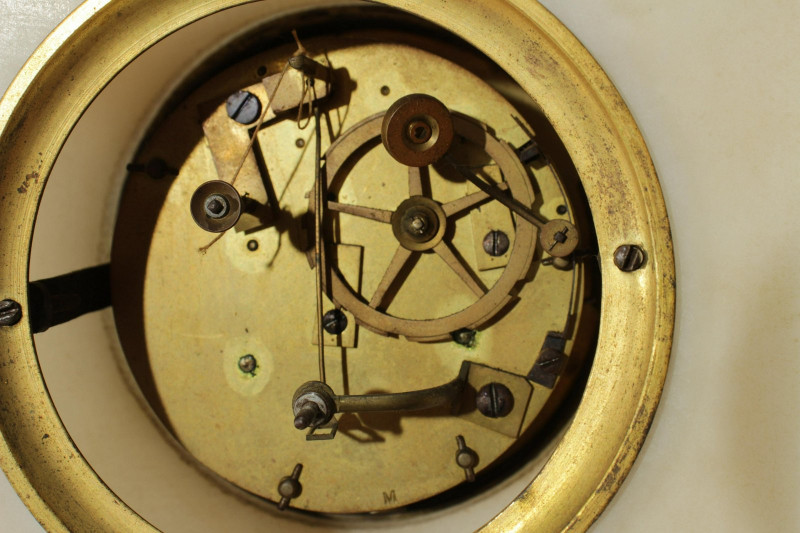 Empire Alabaster Clock, Metz, E. 19th C.