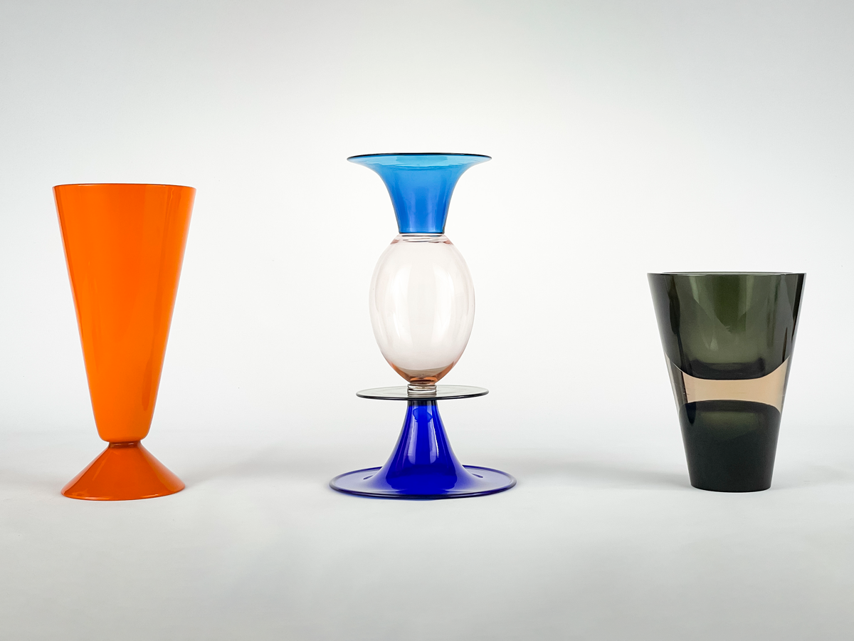 From left: Pair of orange cased vases ($200 - 400); Yoichi Ohira, Sculptural vase for De Majo Murano, 1988 ($800 - 1,000); Antonio da Ros, Double Sommerso vase for Cenedese, circa 1964 ($800 - 1,200)
