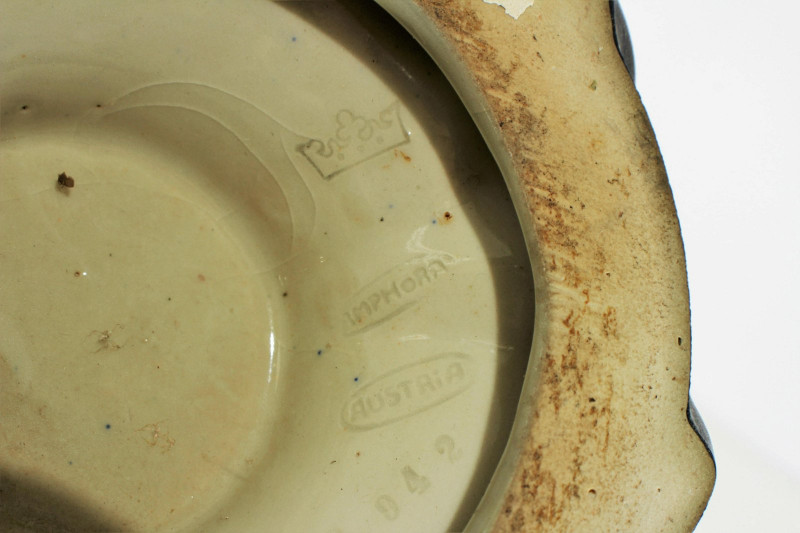 Amphora Pottery Lily Pad Vase