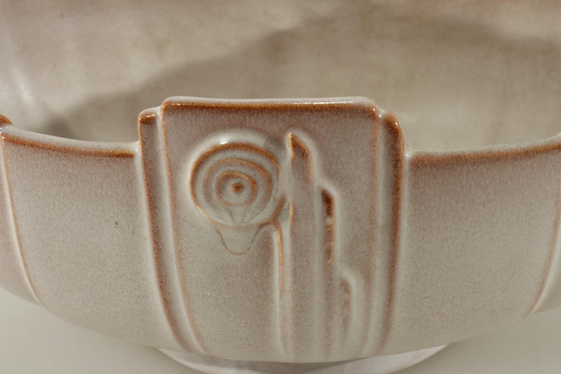 Roseville - Four Bud Vases & Centerpiece