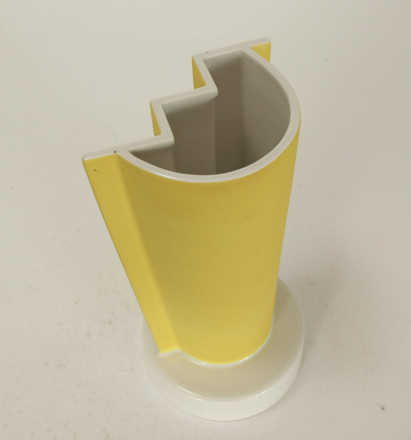 Ettore Sottsass, Alessio Sarri - ET1 Ceramic Vase