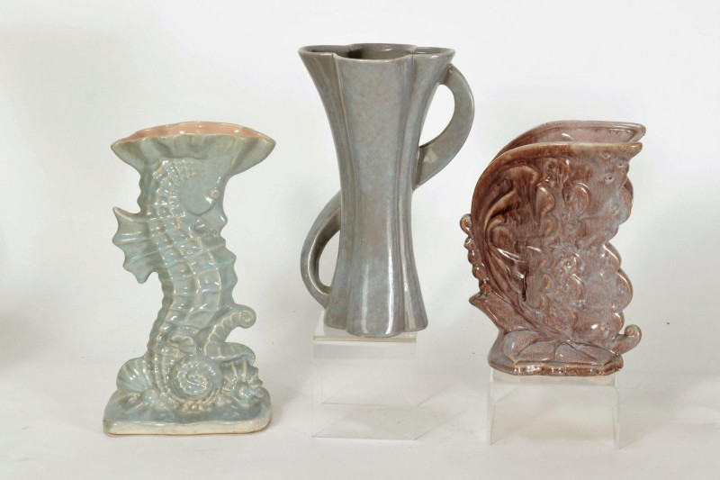 Gondor - 10 Pottery Vases & Centerpiece