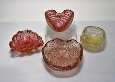 Image for Lot Murano Glass Pink & Gold Pinched Bowls