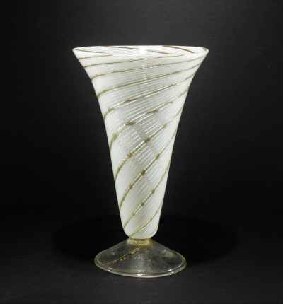 Attr. Dino Martens - Avventurina Glass Vase