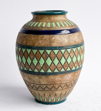 Amphora Turn-Teplitz Pottery Vase