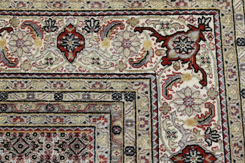 Tabriz Style Wool Rug 9-10 x 12-10